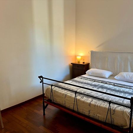 House Maximo At Colosseum Roma Exterior foto